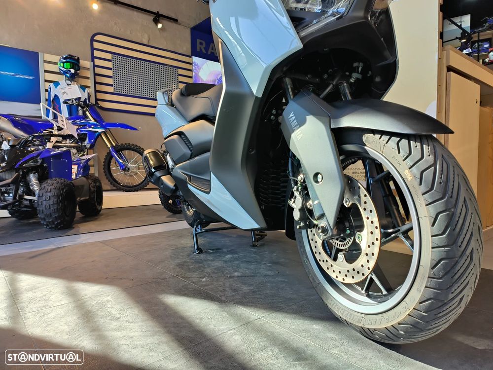 Yamaha X-Max 300 Techmax+ - 2