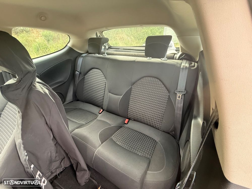 Alfa Romeo MiTo 1.6 JTDM - 19