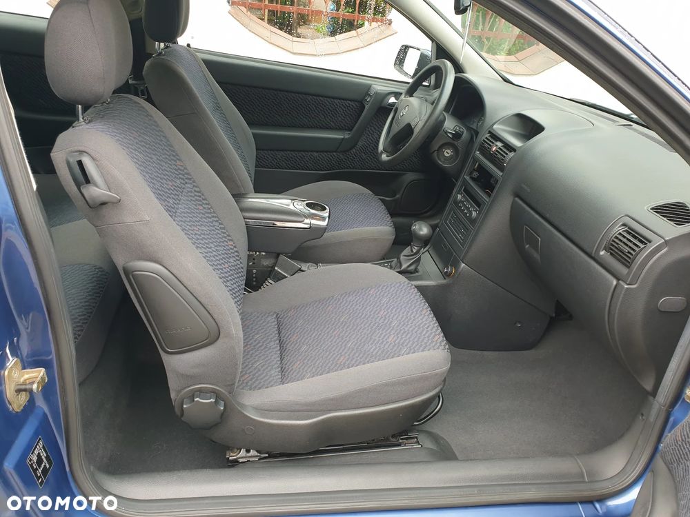 Opel Astra - 10