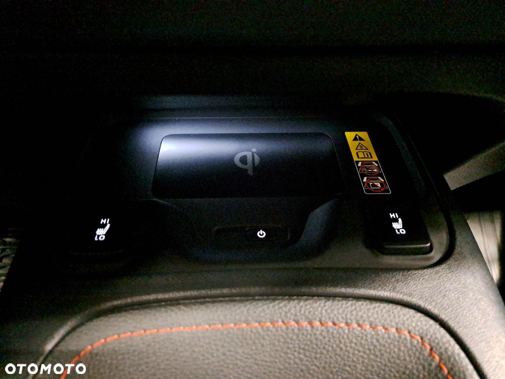 Toyota Corolla 1.8 Hybrid GR Sport - 25