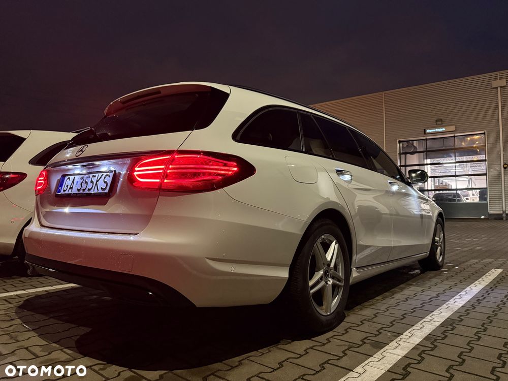 Mercedes-Benz Klasa C 220 d T 9G-TRONIC - 4