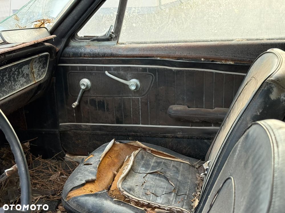 Ford Mustang - 19