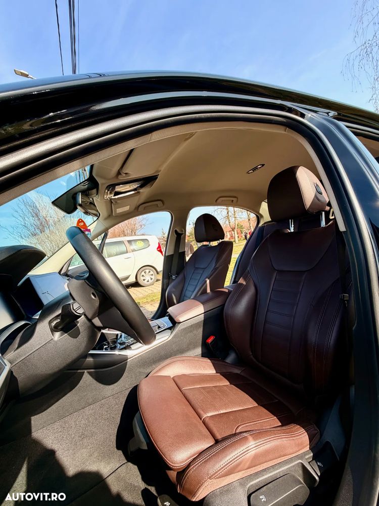 BMW Seria 3 330e Aut. Sport Line - 16