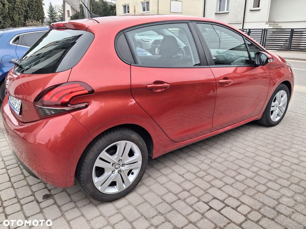 Peugeot 208 PureTech 82 Start & Stop Allure - 7