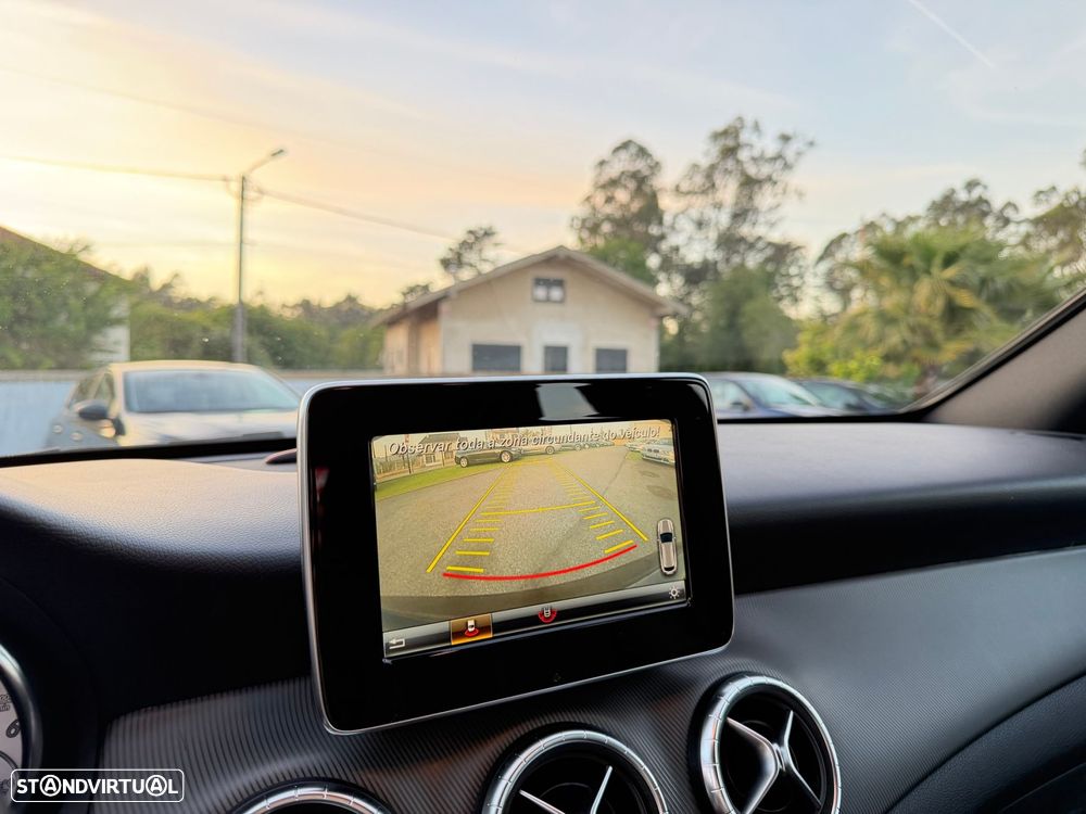 Mercedes-Benz CLA 200 - 11