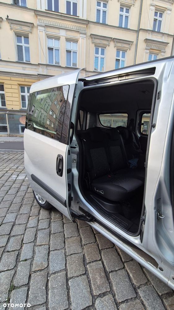 Opel Combo - 8