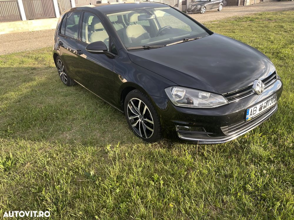 Volkswagen Golf 1.6 TDI DPF BlueMotion Technology DSG Comfortline - 3