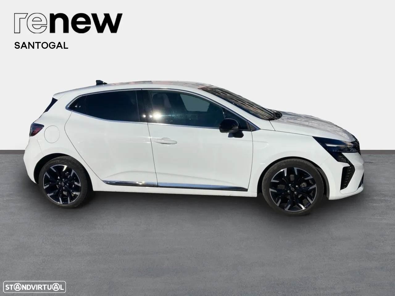 Renault Clio 1.0 TCe Techno Bi-Fuel - 4