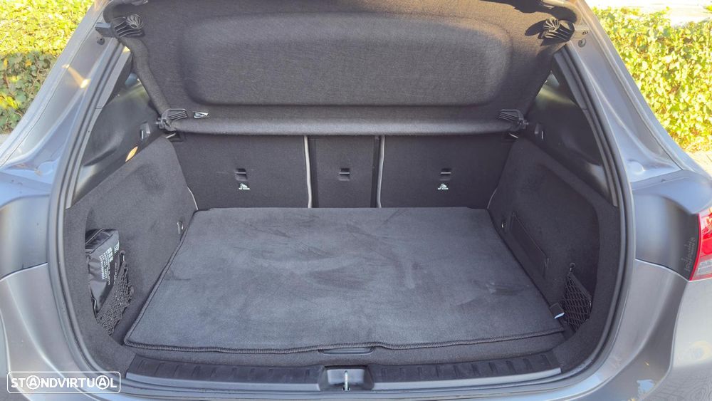 Mercedes-Benz EQA 250+ - 10