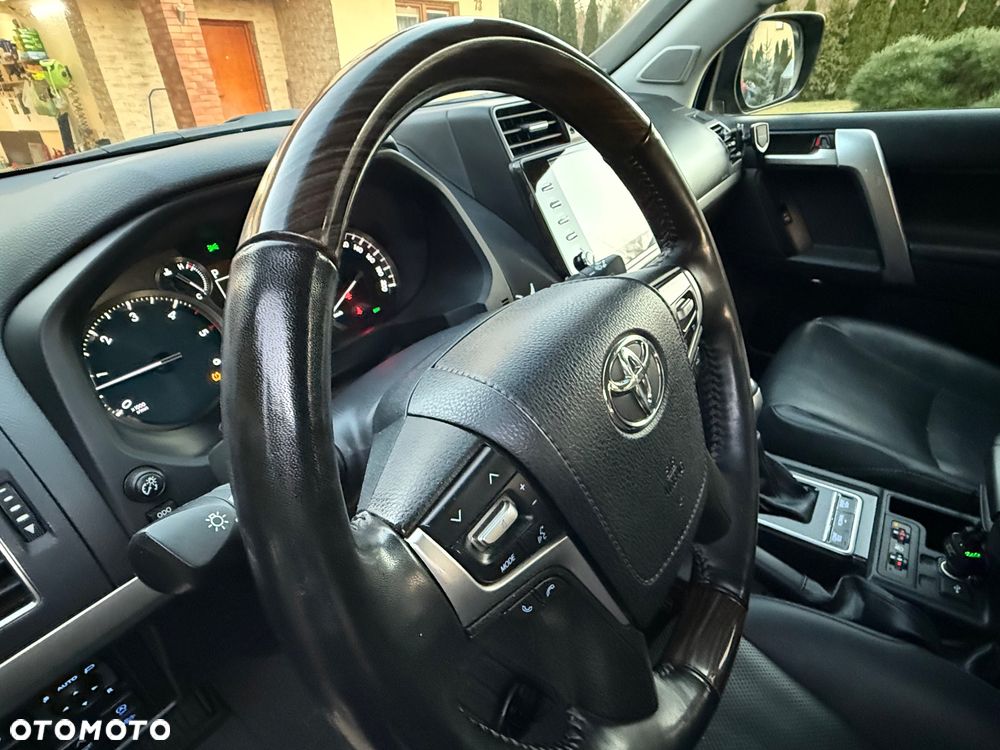 Toyota Land Cruiser LC 2.8 D-4D Executive - 29