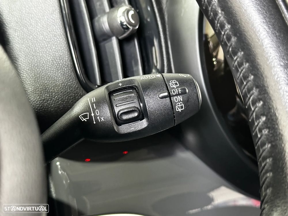 MINI Countryman Cooper SE ALL4 Auto - 28