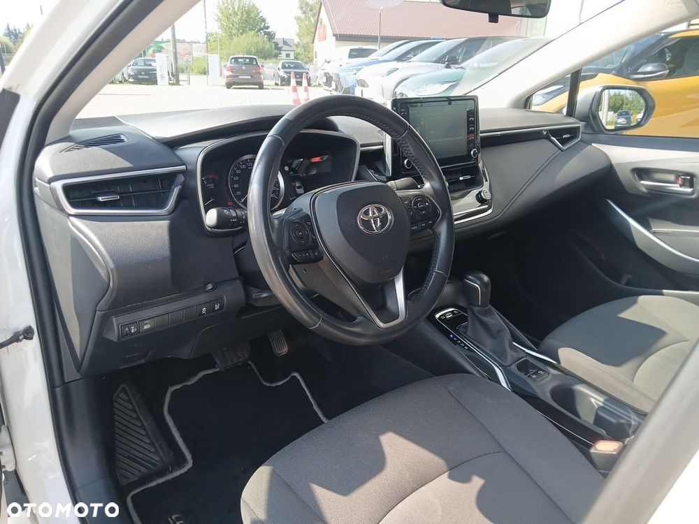 Toyota Corolla 1.8 Hybrid Comfort - 18
