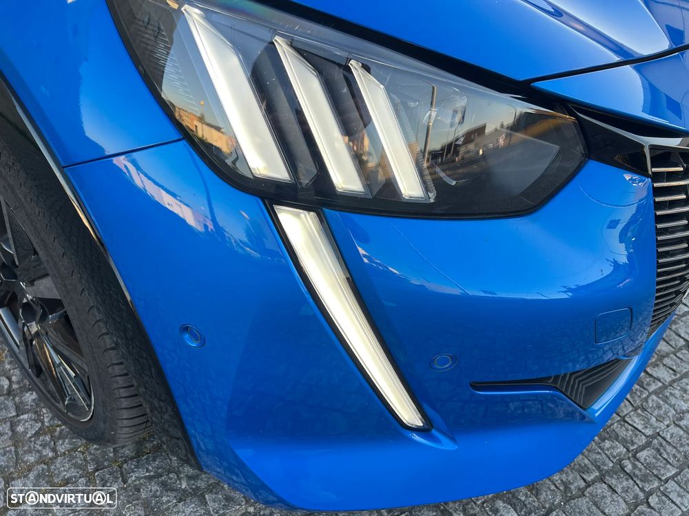 Peugeot 208 PureTech 100 GT - 16