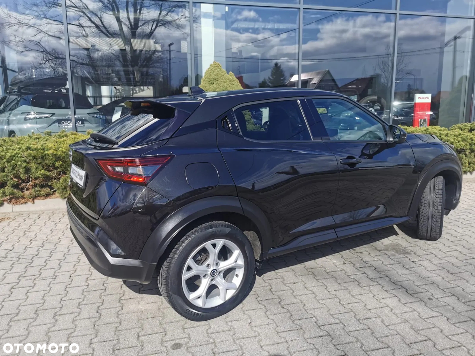 Nissan Juke 1.0 DIG-T N-Connecta DCT - 4