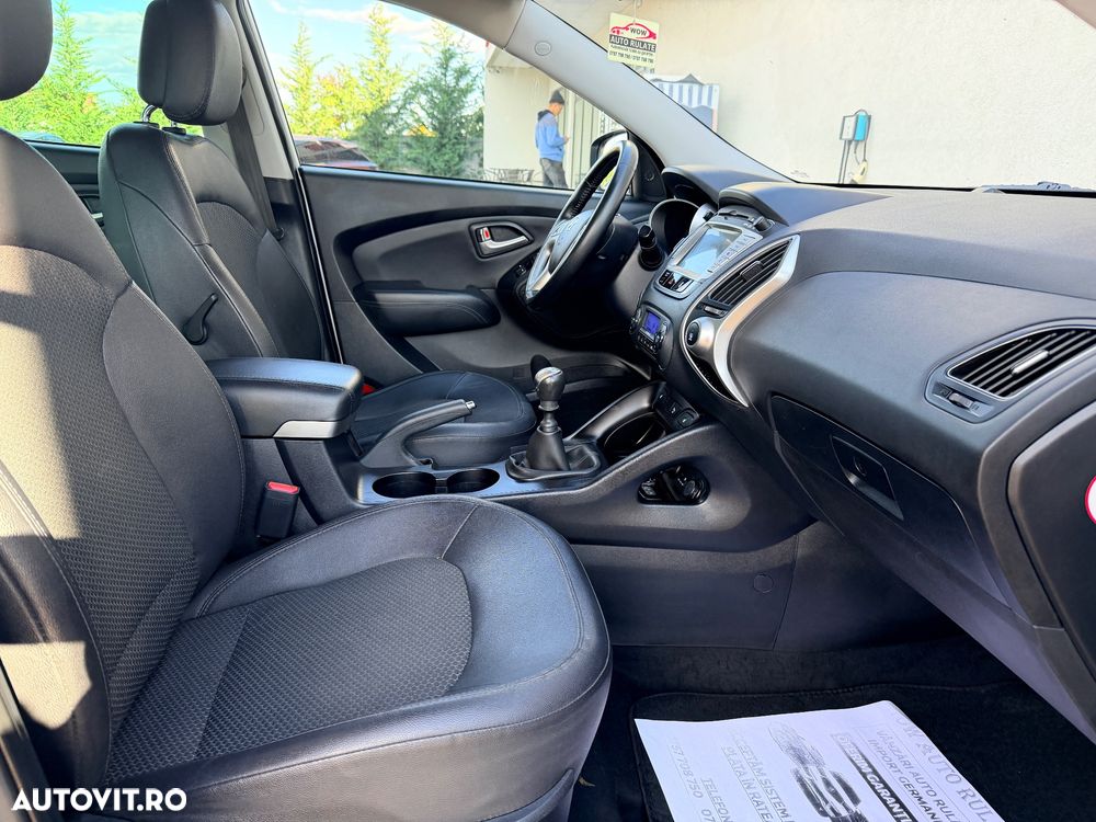Hyundai ix35 1.7 CRDI 2WD Fifa World Cup Edition - 15