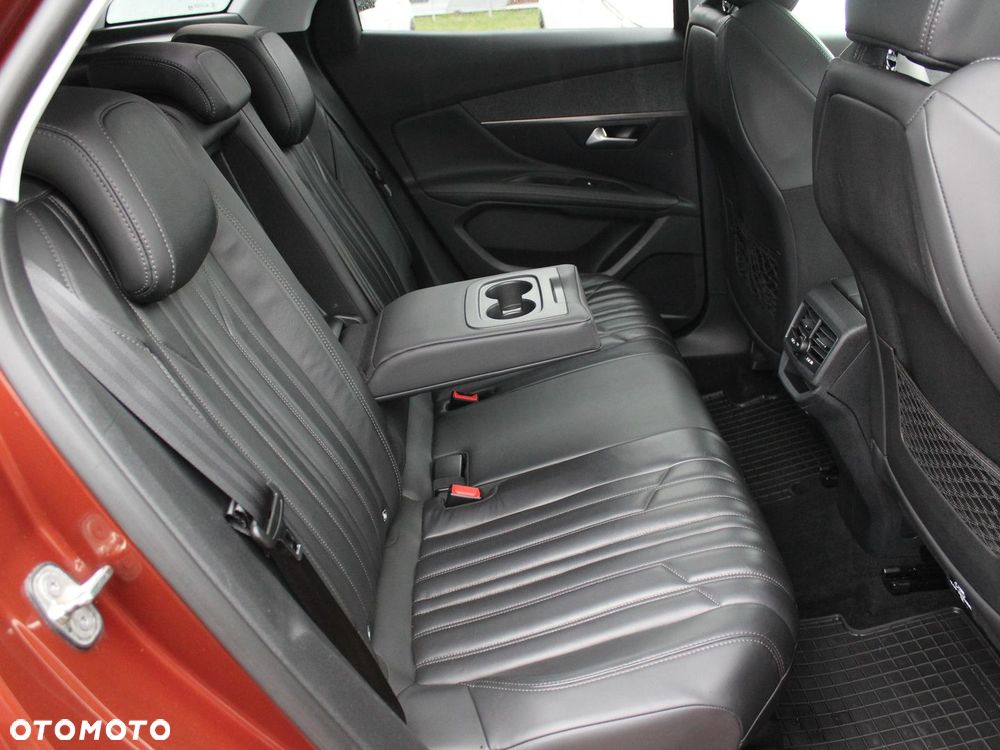 Peugeot 3008 1.2 PureTech Allure Pack S&S EAT8 - 21
