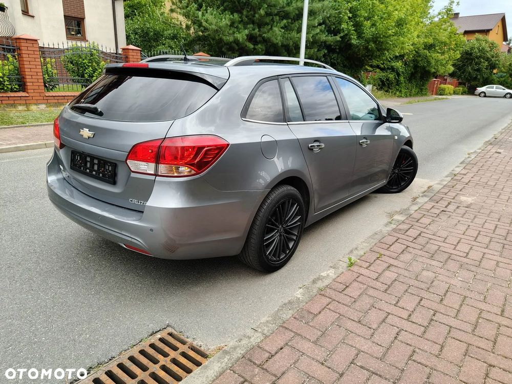 Chevrolet Cruze 2.0 LTZ - 11