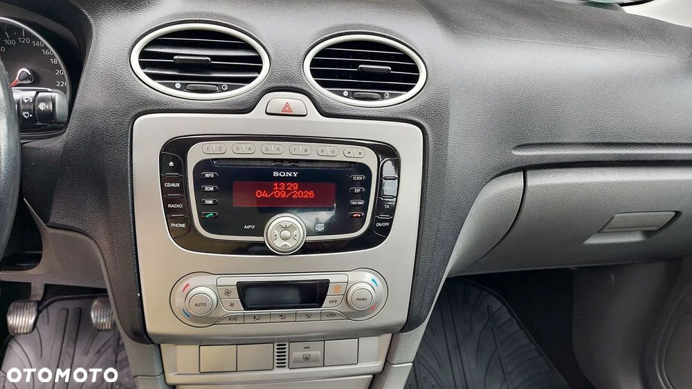 Ford Focus - 11