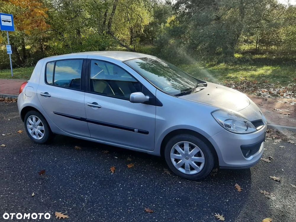 Renault Clio 1.4 16V Extreme - 1