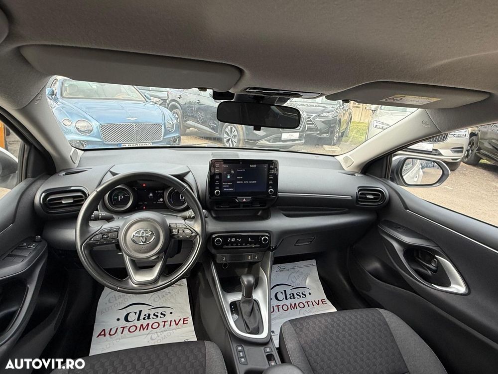 Toyota Yaris 1.5 VVT-i HSD Exclusive Style - 7
