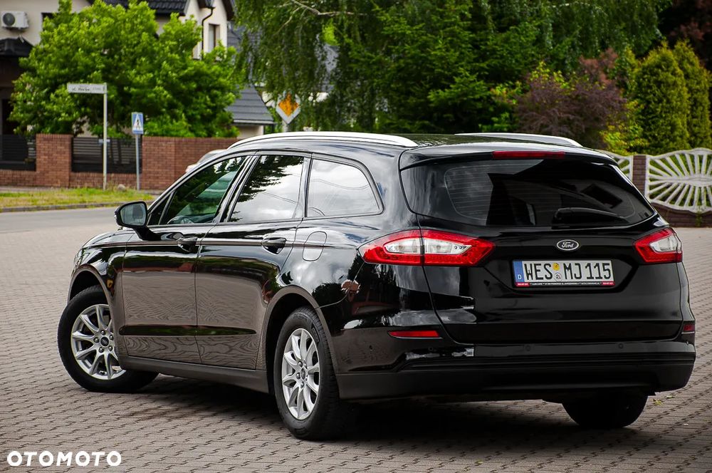Ford Mondeo 2.0 TDCi STart-Stopp PowerShift-Aut Titanium - 4