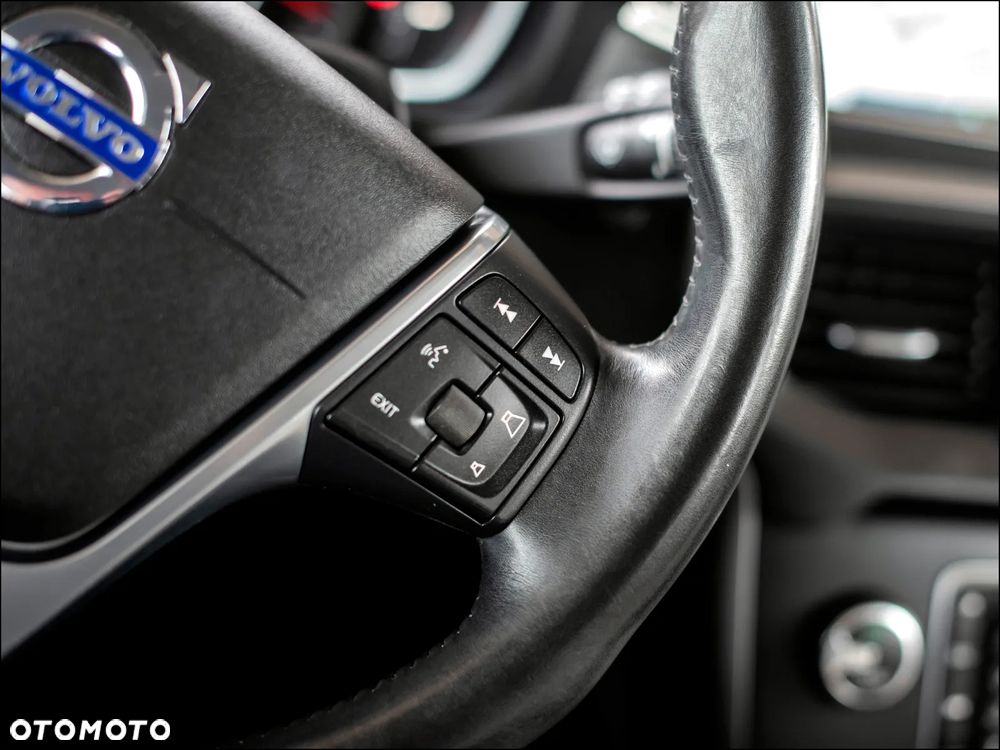 Volvo V40 - 17