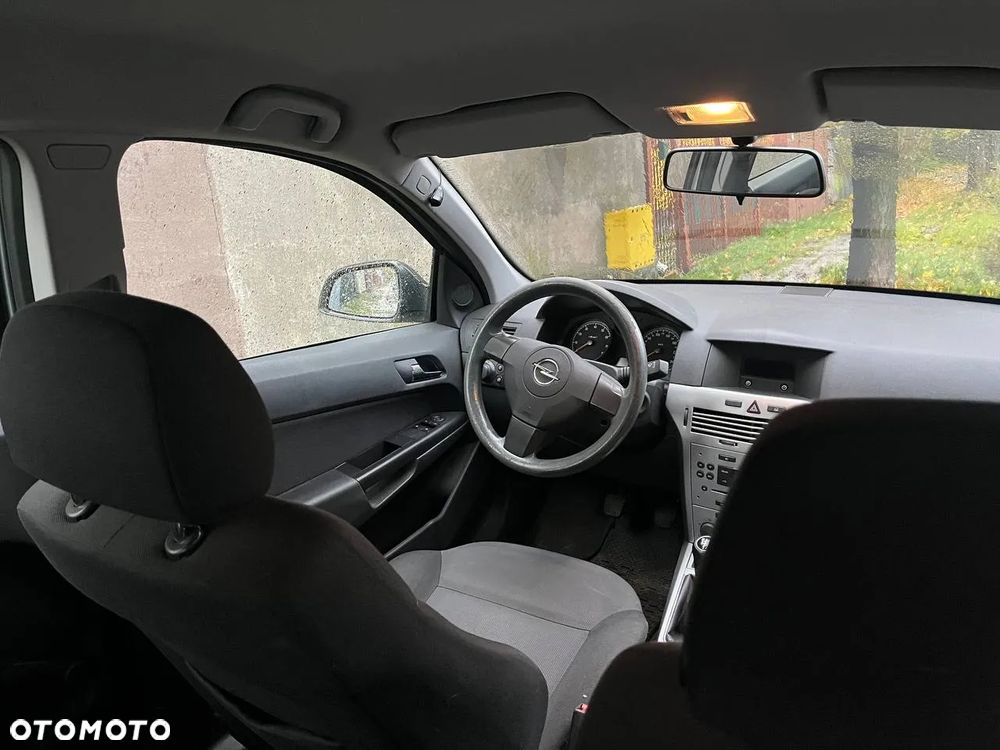 Opel Astra - 9