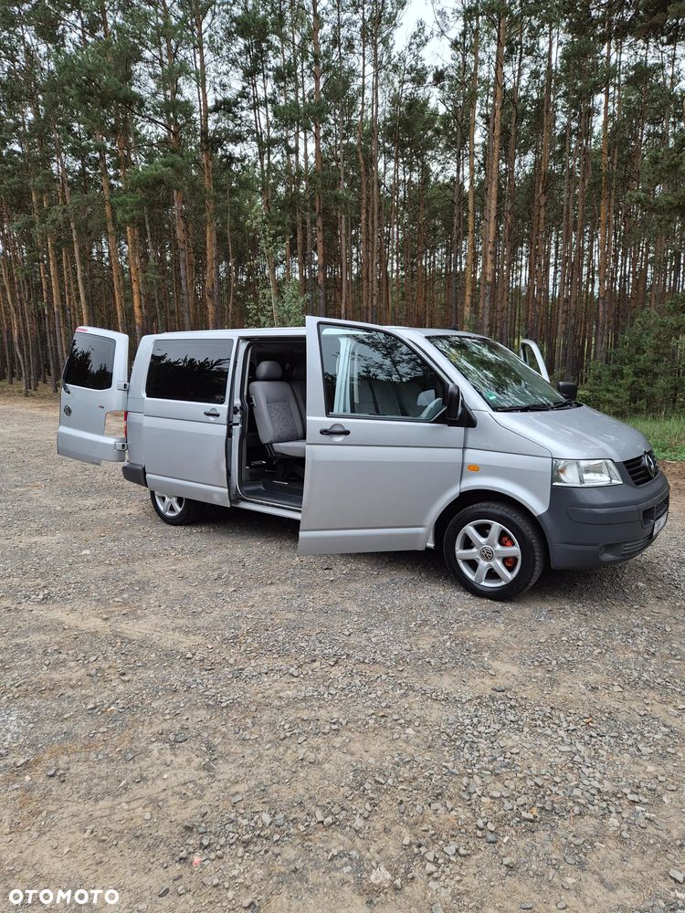 Volkswagen Caravelle L1 Trendline - 40
