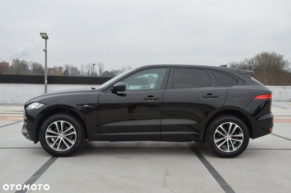 Jaguar F-Pace 2.0 i4P AWD R-Sport - 11