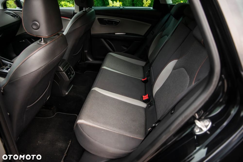 Seat Leon 2.0 TDI DPF XCELLENCE - 30
