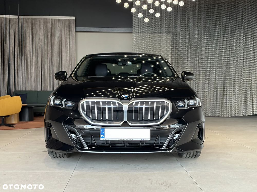 BMW Seria 5 520i mHEV M Sport - 5
