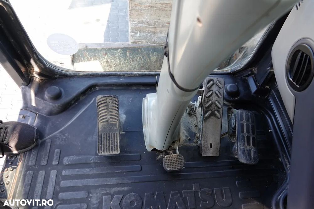 Komatsu PW 180-10 / EXCAVATOR PE ROȚI / 2017 / - 34