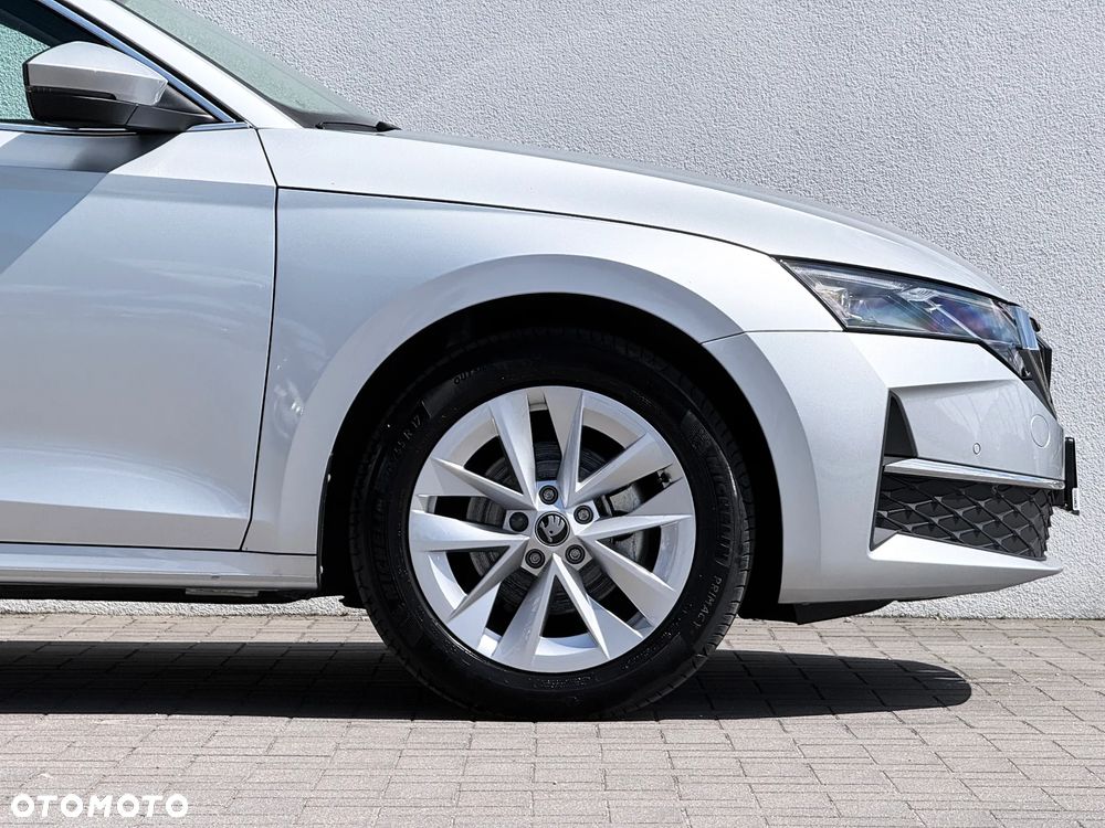 Skoda Octavia 1.5 TSI mHEV Selection DSG - 5