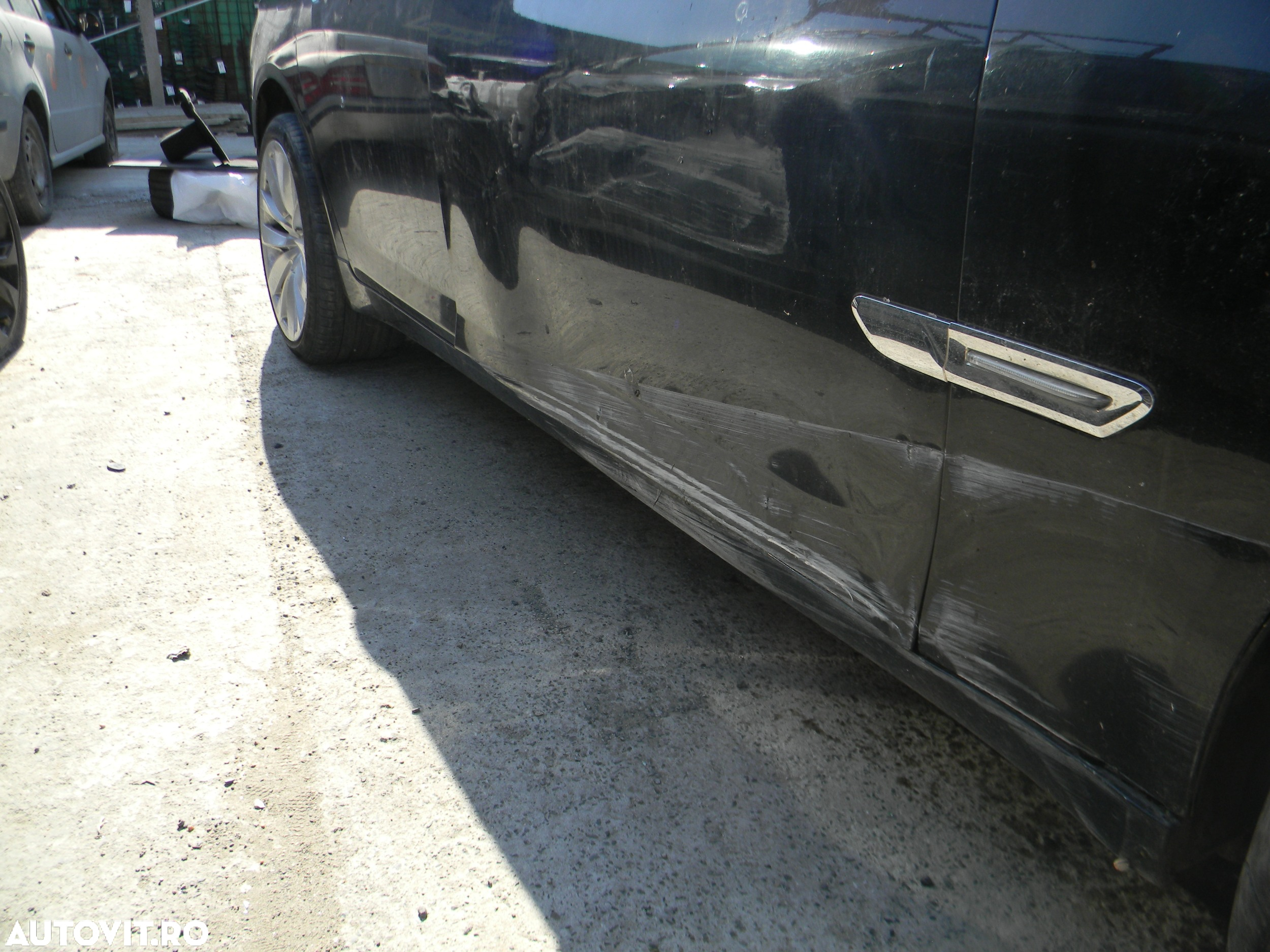 Dezmembrari  BMW 7 (F01, F02, F03, F04)  2008  > 2015 750 i Benzina - 5