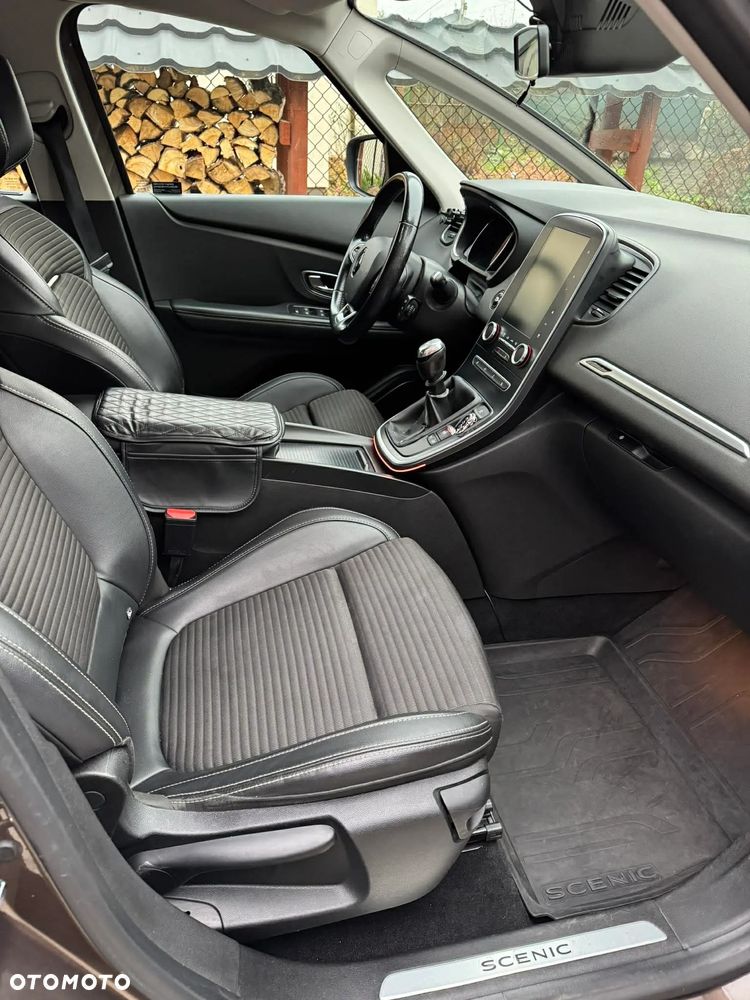 Renault Scenic 1.6 dCi SL Touch - 26