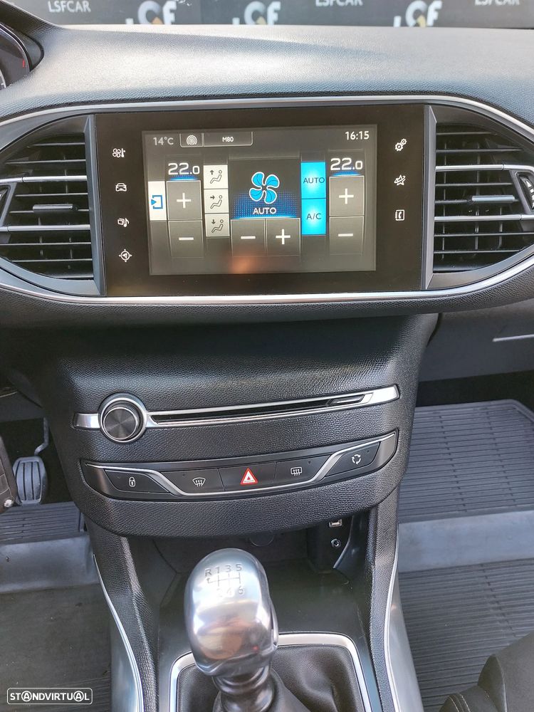 Peugeot 308 SW 1.6 e-HDi Allure J17 - 24