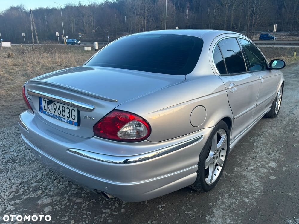 Jaguar X-Type 3.0 V6 4x4 Executive - 5