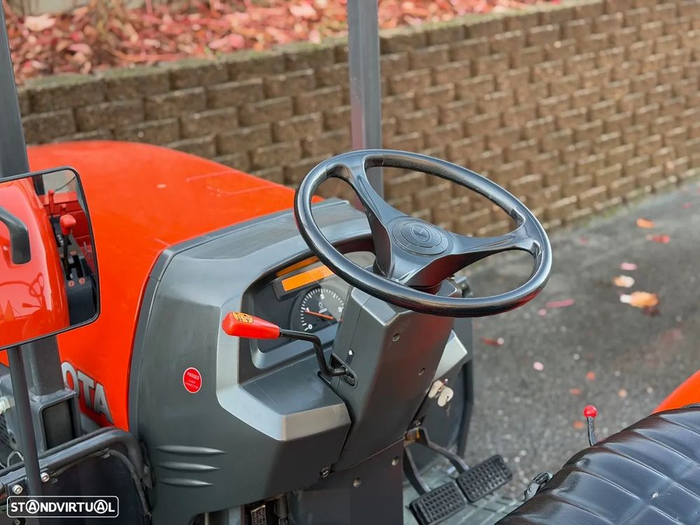 Kubota L4240 4RM - 8