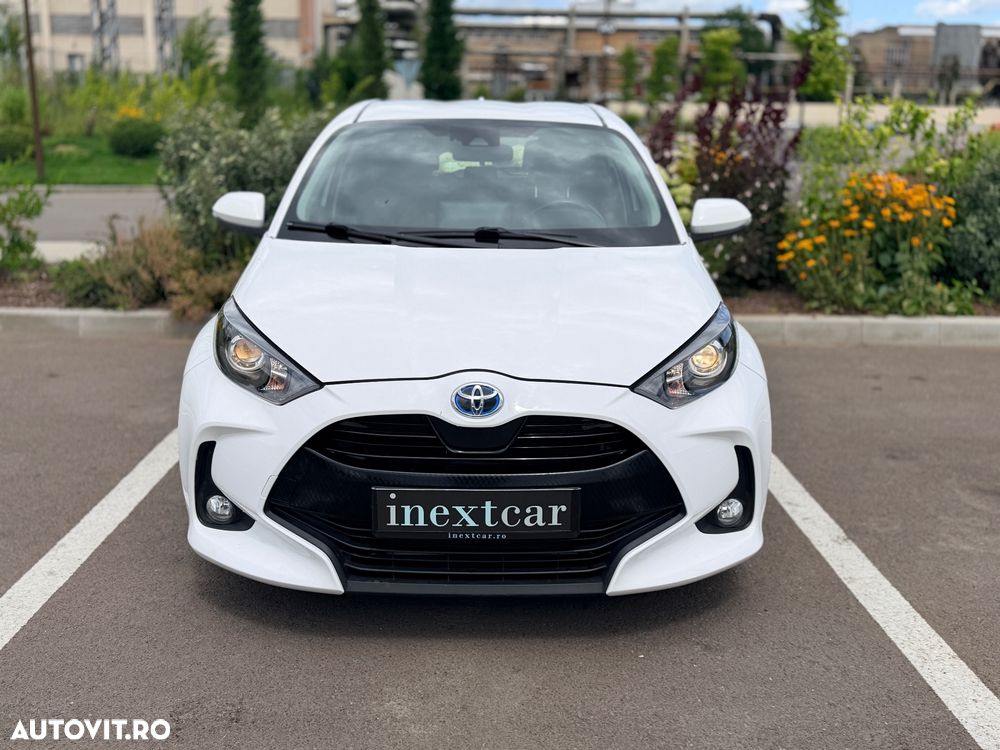 Toyota Yaris 1.5 VVT-i HSD Active - 2