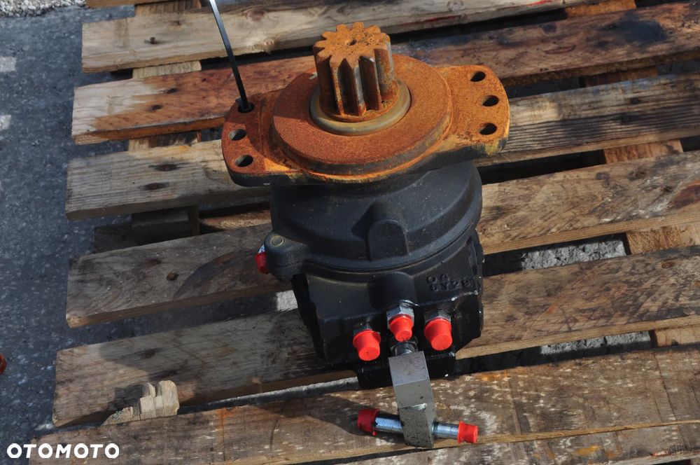 Reduktor silnik obrotu Yanmar vio 25-6 - 1
