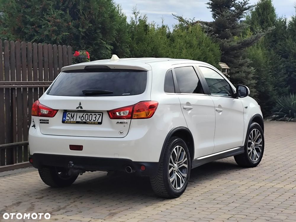 Mitsubishi ASX 1.6 DI-D 4WD Plus - 23