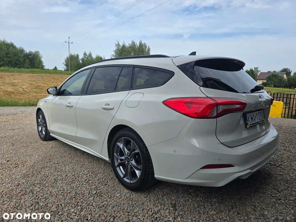 Ford Focus 1.5 EcoBoost STart-Stopp-System ST-LINE - 4