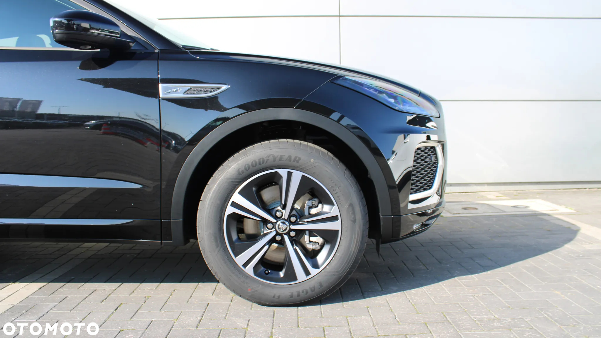 Jaguar E-Pace - 6