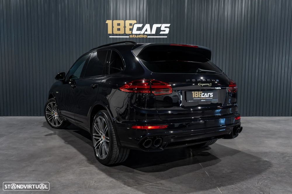 Porsche Cayenne S E-Hybrid - 60