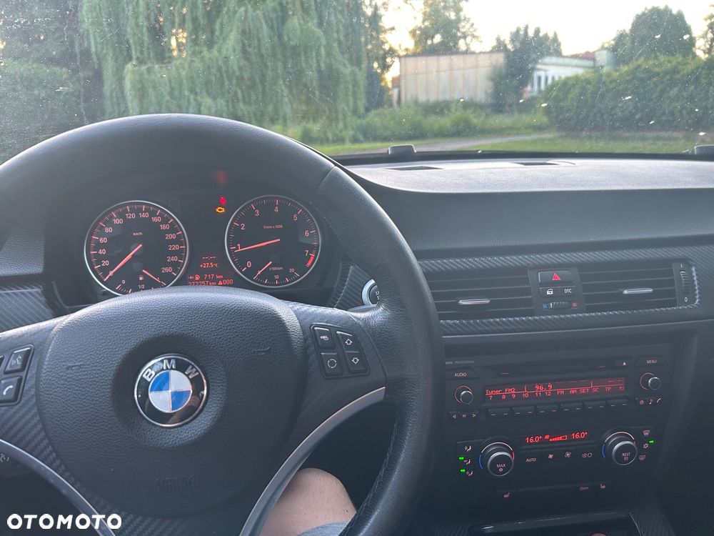 BMW Seria 3 320i - 7