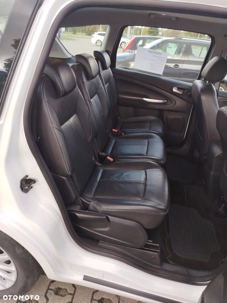 Ford S-Max 2.0 TDCi DPF Titanium - 30