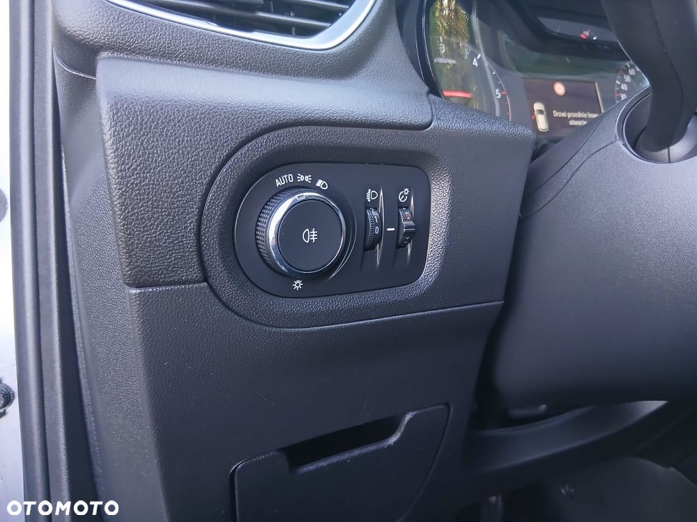Opel Grandland X 1.5 D Start/Stop Business Edition - 17