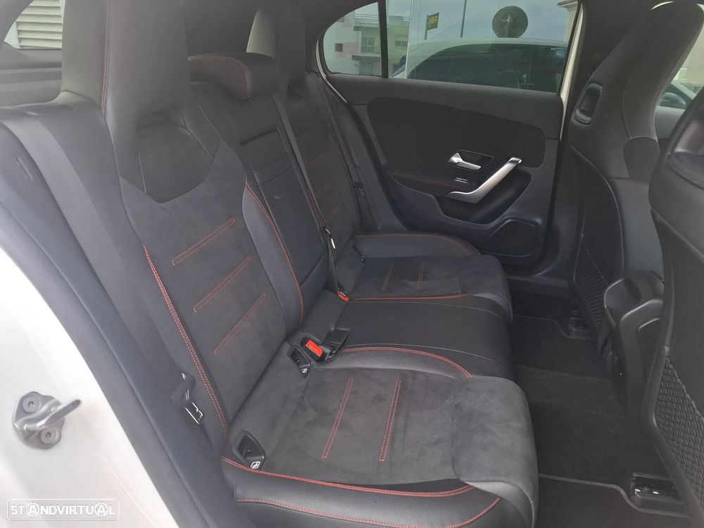 Mercedes-Benz A 200 7G-DCT AMG Line - 48