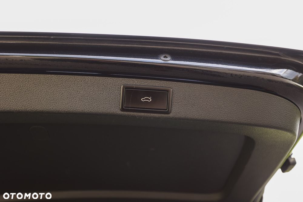 Skoda Octavia 2.0 TDI RS DSG - 21