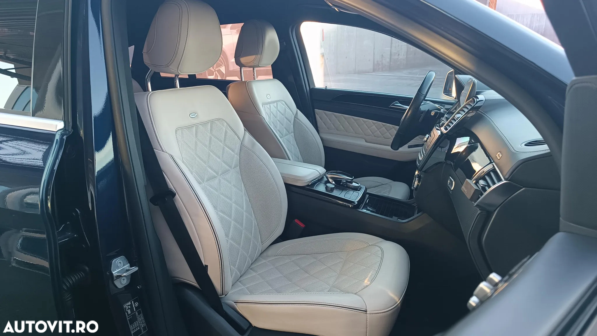 Mercedes-Benz GLE 350 d 4MATIC - 26